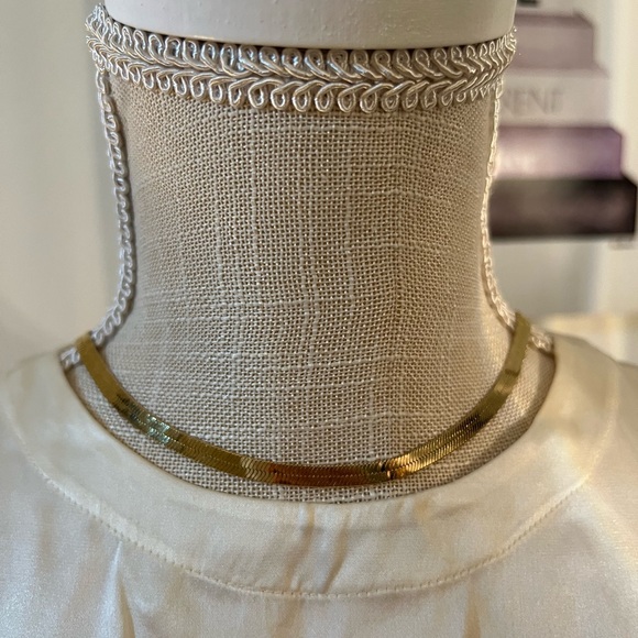 100% Silk Ivory Cream Blouse Size S - Picture 2 of 3